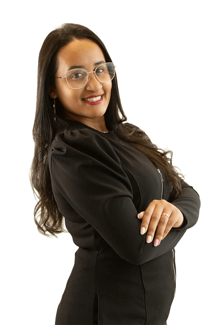 Drª Adrielly Souza, dentista em Alphaville